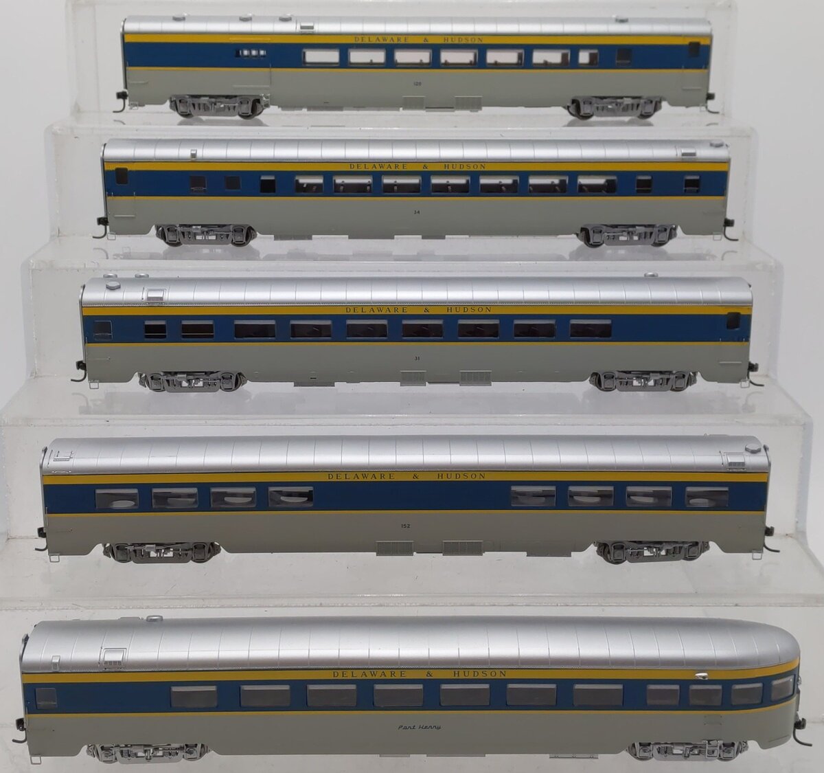 MTH 81-60004 HO Delaware & Hudson Smooth Passenger Car Set (Set of 5)