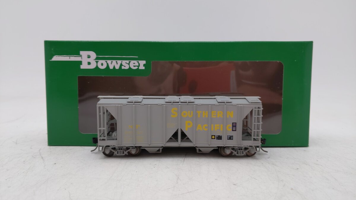 Bowser 42770 HO Southern Pacific 70t 2-Bay Covered Hopper #400321