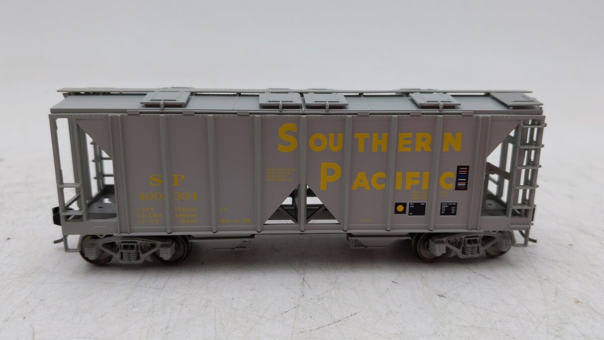 Bowser 42769 Ho Southern Pacific 70t 2-Bay Covered Hopper #400304
