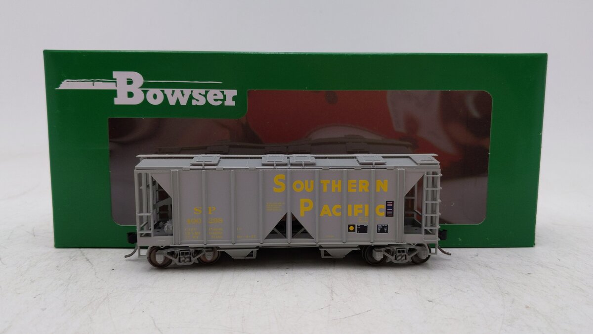 Bowser 42768 HO SP 70-Ton 2-Bay Covered Hopper with Open Sides RTR #400298
