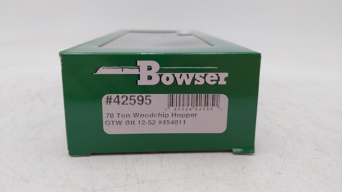 Bowser 42595 HO Grand Trunk Western Woodchip Hopper Car RTR #454011