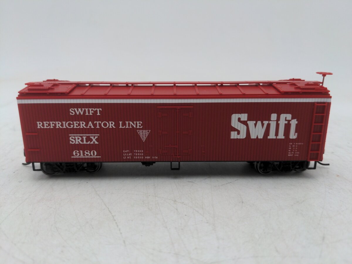 Walthers 910-41224 HO Swift 40' Early Wood Reefer Car # 6180