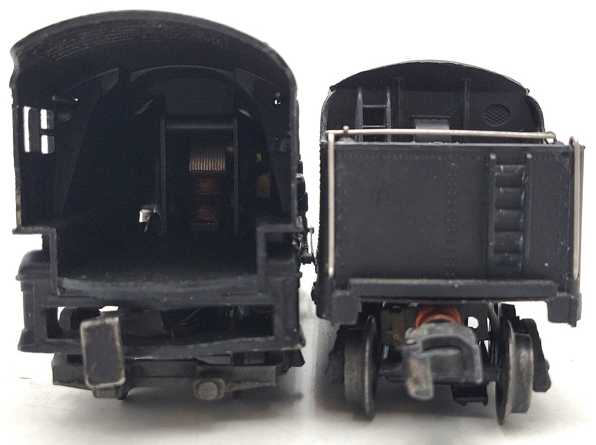 Lionel 2025 Vintage O 2-6-2 Die-Cast Steam Locomotive w/ Lionel Lines Tender VG