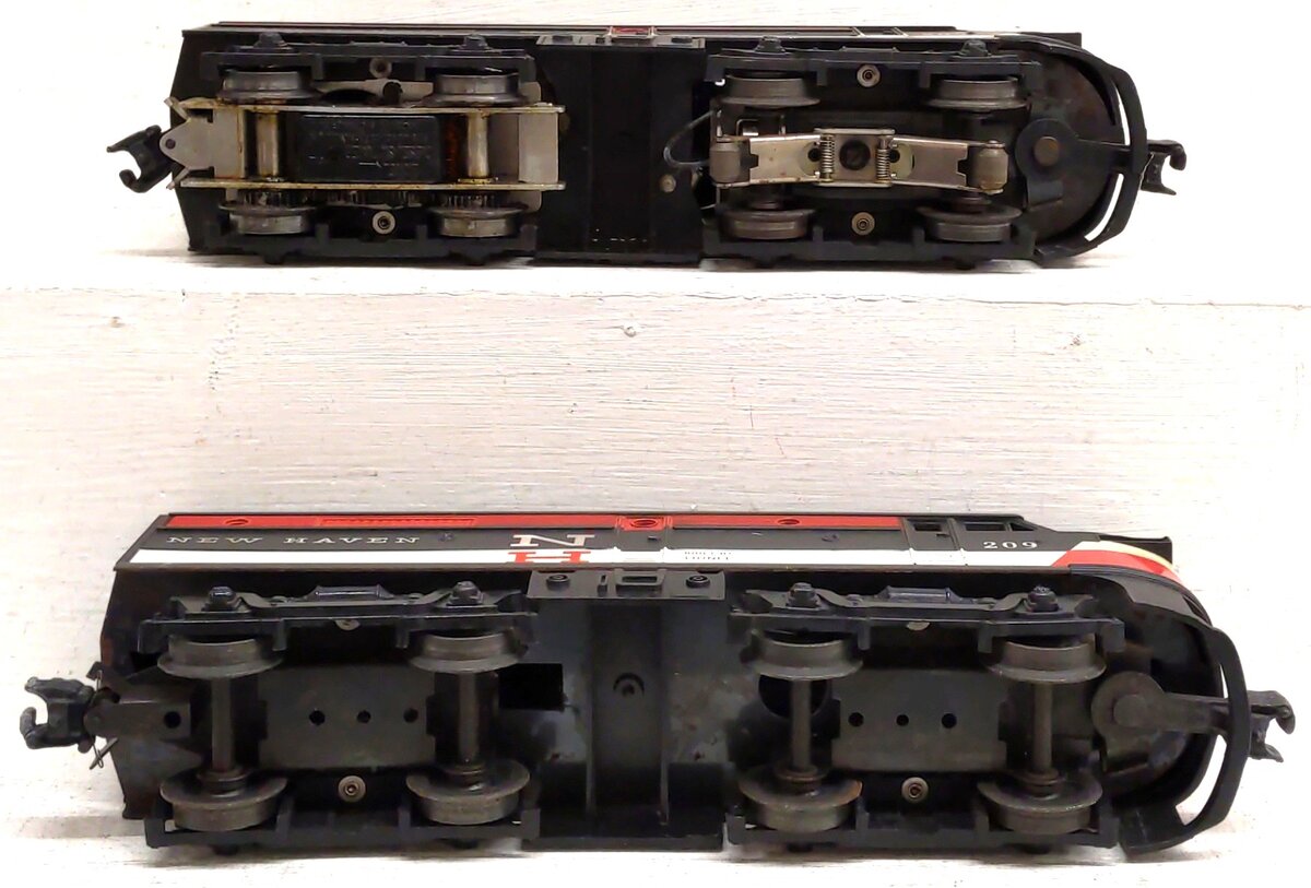 Lionel 209 Vintage O New Haven Alco AA Diesel Locomotive Set