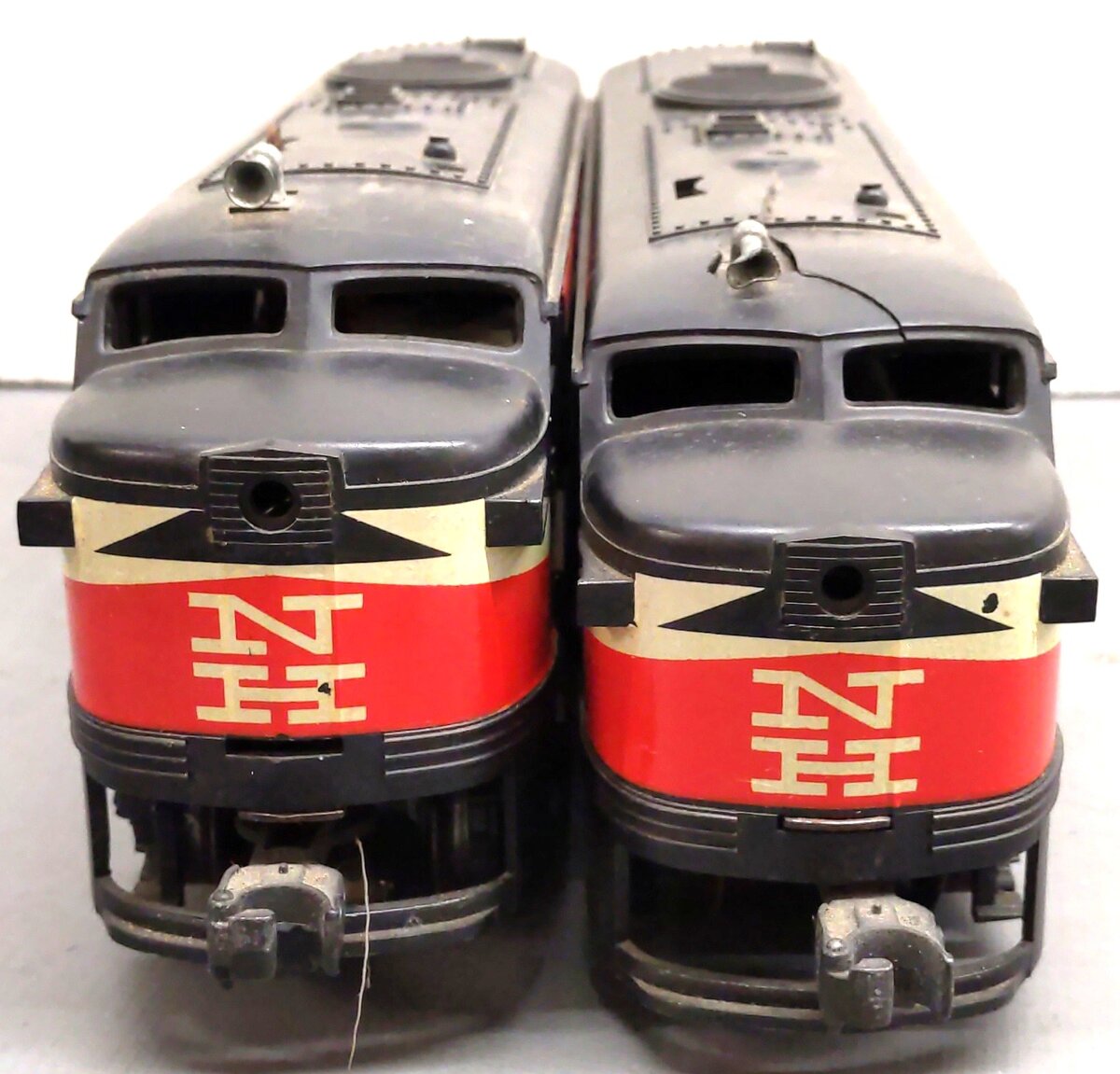 Lionel 209 Vintage O New Haven Alco AA Diesel Locomotive Set