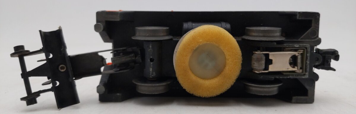 Lionel 3927 O Vintage Postwar Motorized Track Cleaner Car #3927 VG