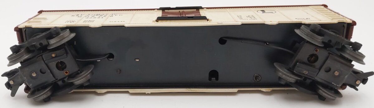 Lionel 3662 Vintage O Brn & Wht Large Operating Milk Car Bar-End Trks w/Platform VG/Box