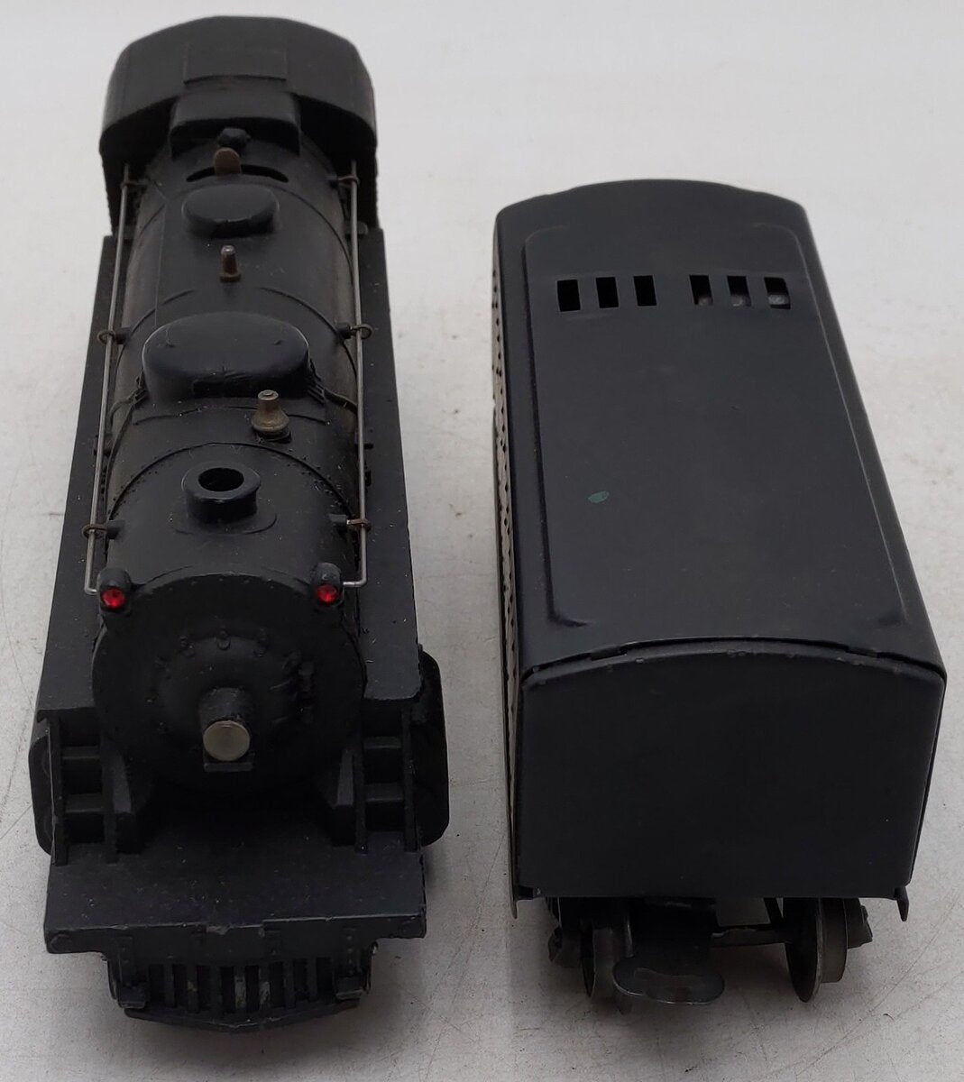 Lionel 1655 Vintage O Lionel Lines 2-4-2 Steam Locomotive with 6654W Tender VG