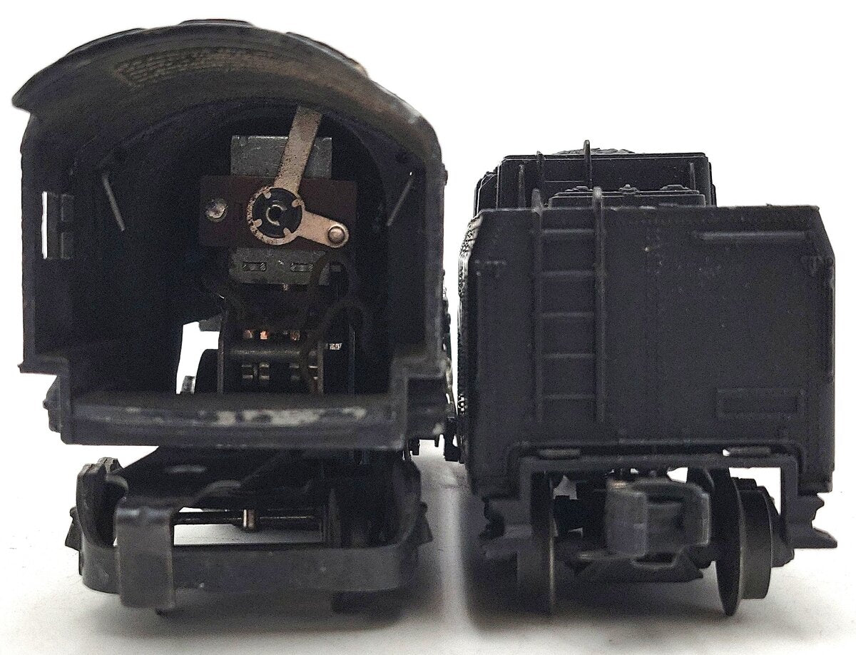 Lionel 2046 Vintage O 4-6-4 Steam Locomotive w/ 6026W Tender VG