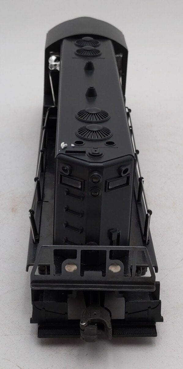 Lionel 6-8360 O Gauge Long Island GP20 Diesel Locomotive #8360 VG/Box
