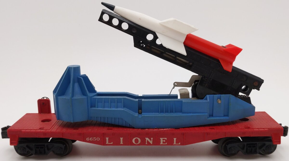 Lionel 6650 Vintage O IRBM Rocket Launcher VG