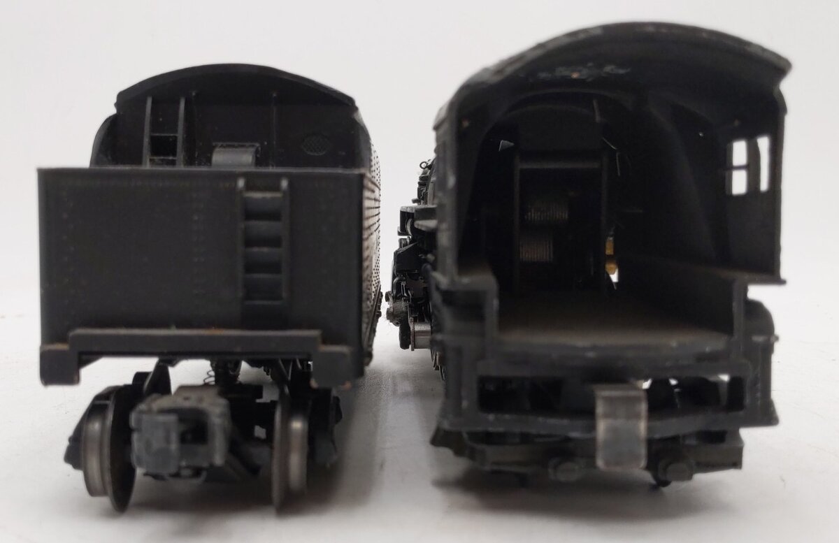 Lionel 675 Vintage O 2-6-2 K4 Pacific Die-Cast Steam Locomotive w/ 6466WX Tender VG