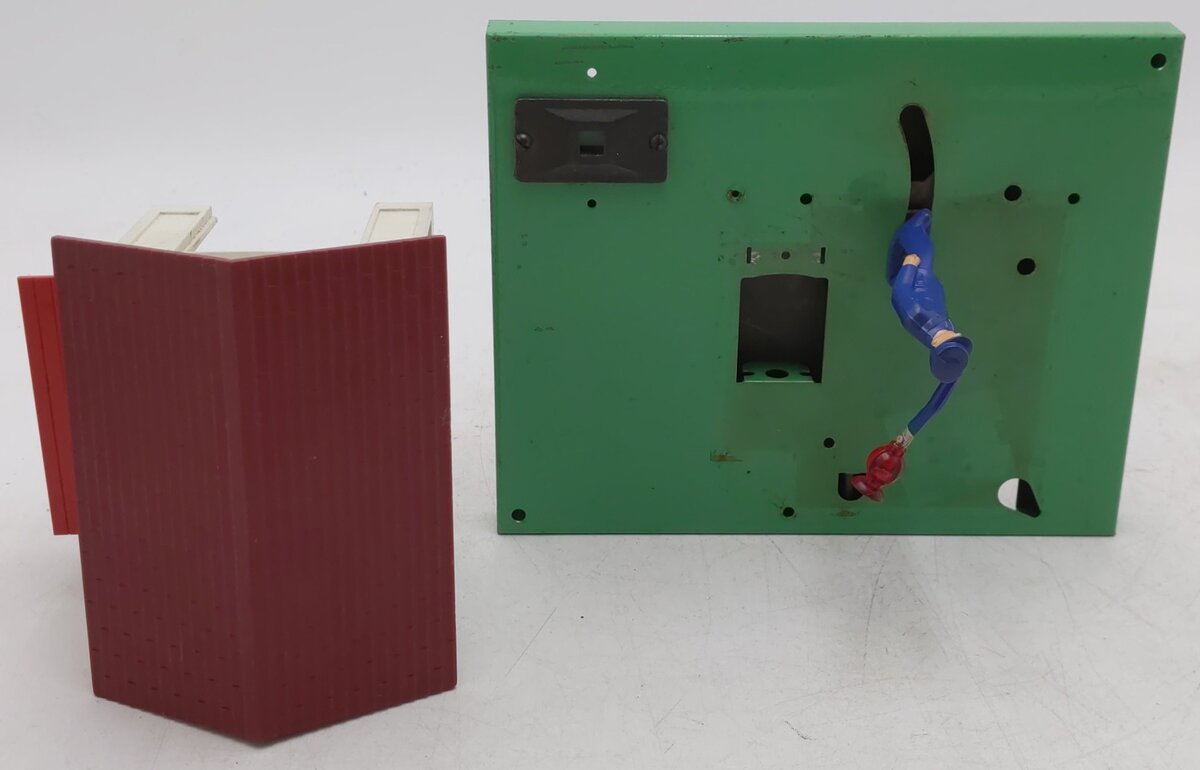 Lionel 145 Vintage O Gauge Operating Gateman/Box