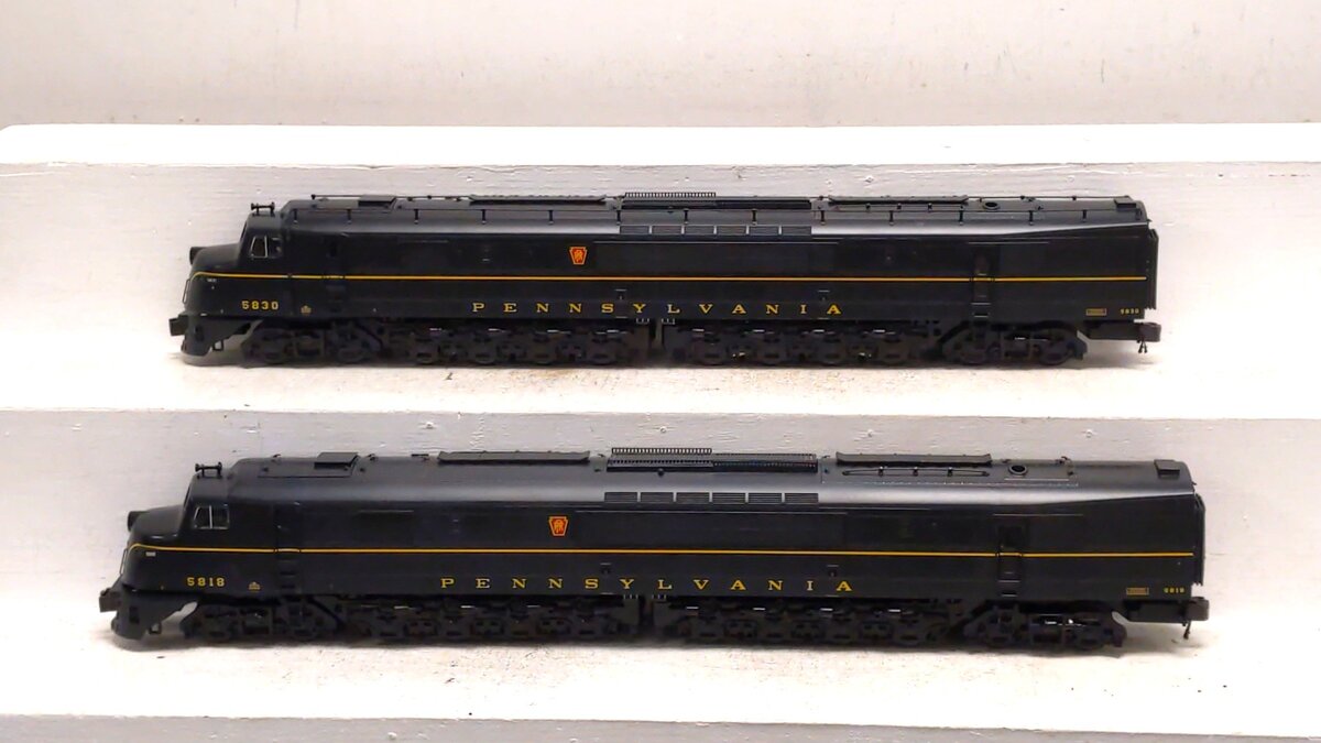 Lionel 6-34683 O VISIONLINE PRR Centipede AA Diesel Locomotive Set #5830/5818