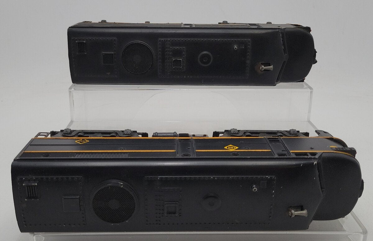 Lionel 2032 Vintage O Erie Alco AA Diesel Locomotive Set VG/Box