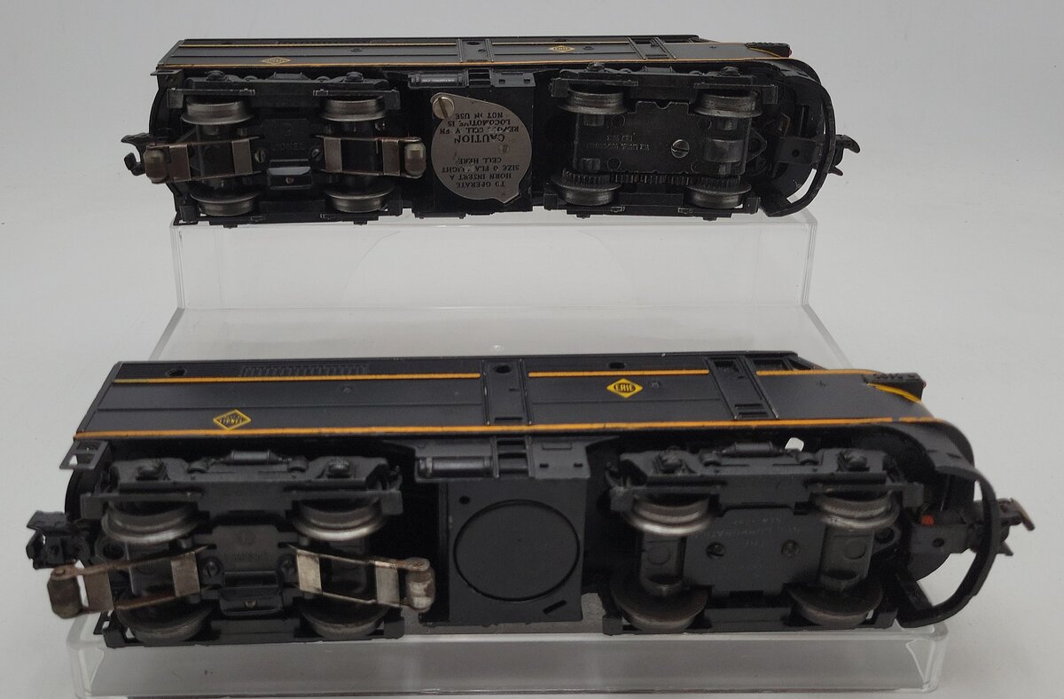 Lionel 2032 Vintage O Erie Alco AA Diesel Locomotive Set VG/Box