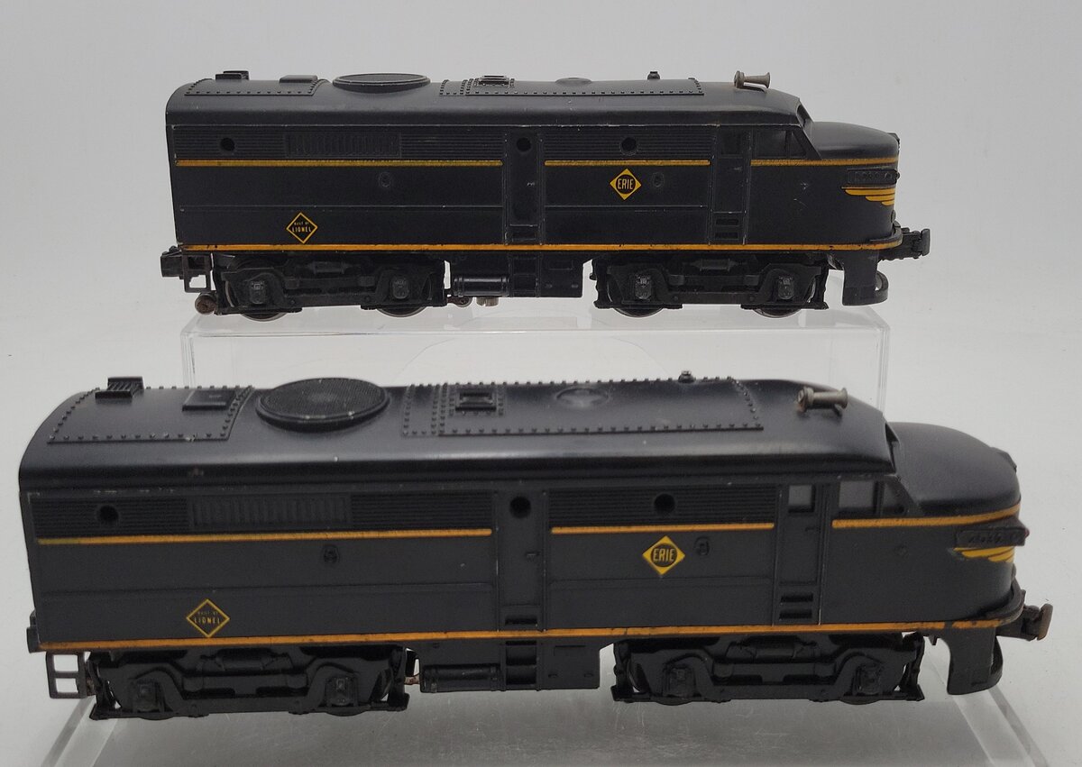 Lionel 2032 Vintage O Erie Alco AA Diesel Locomotive Set VG/Box