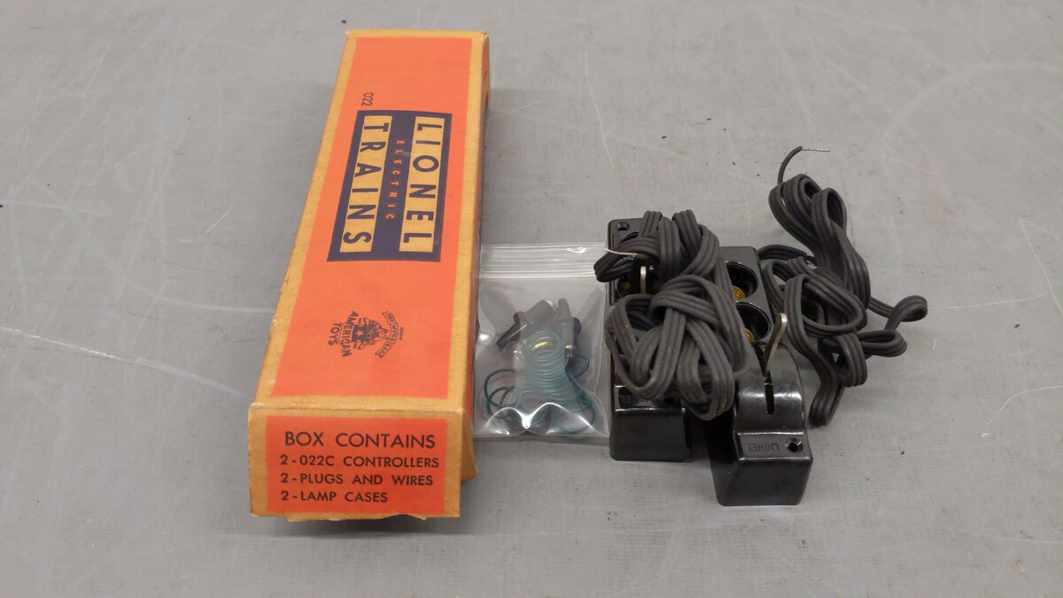 Lionel O22 Vintage O Left-Hand & Right-Hand Remote Control Switches (Pair of 2) VG