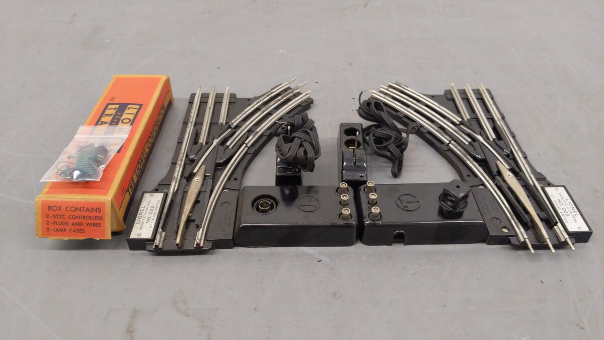 Lionel O22 Vintage O Left-Hand & Right-Hand Remote Control Switches (Pair of 2) VG