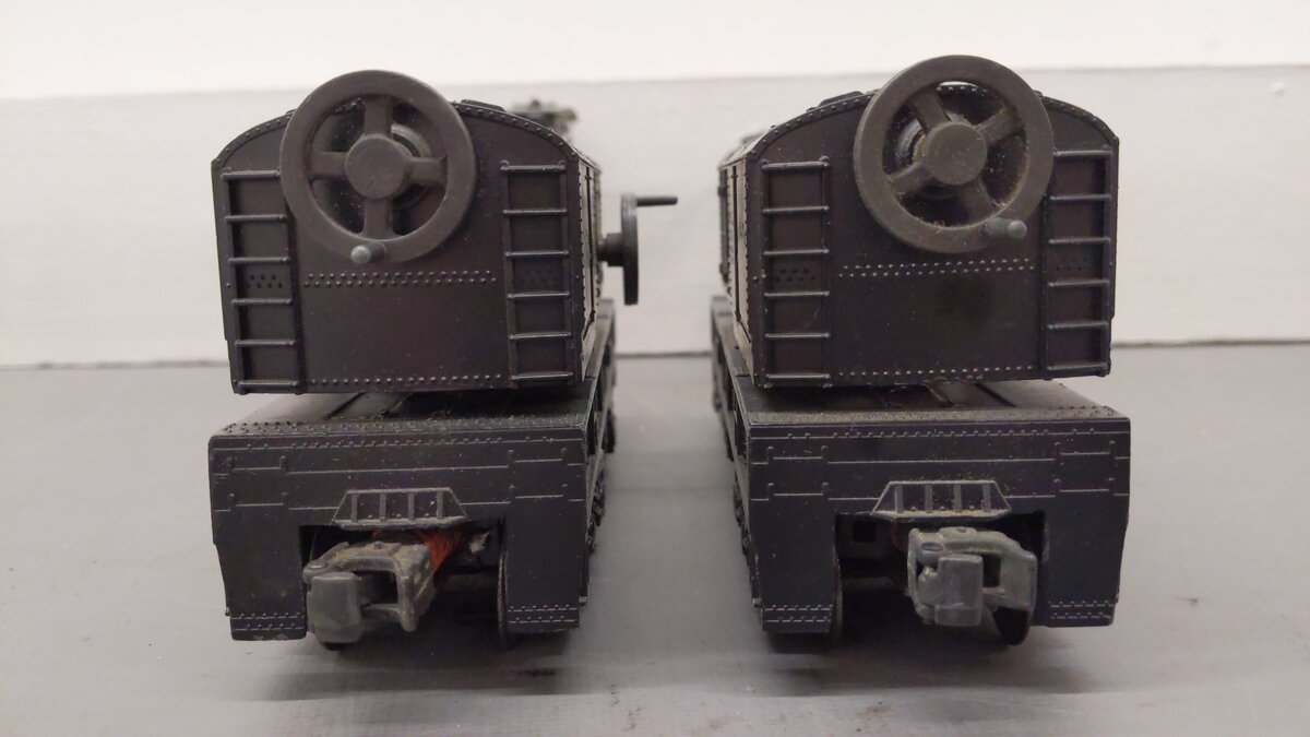 Lionel 2460 Vintage O Lionel Lines Bucyrus Erie Crane Cars (2) VG