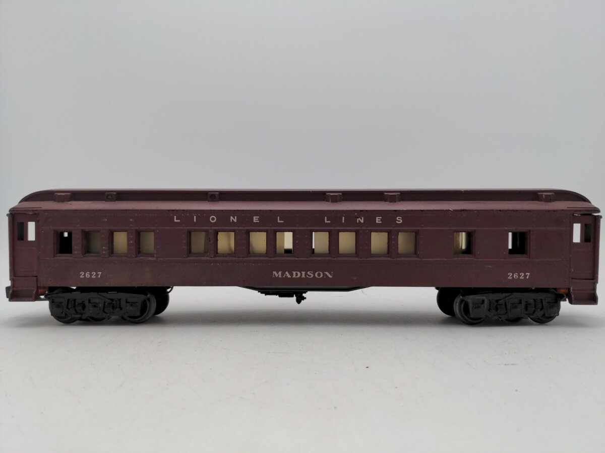 Lionel 2627 Vintage O Lionel Lines Madison Heavyweight "Madison" Passenger Car VG