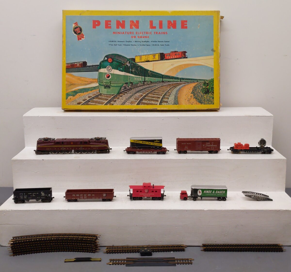 Penn Line 5702 HO Scale Pennsylvania RR GG-1 Electric Freight Train Set EX/Box