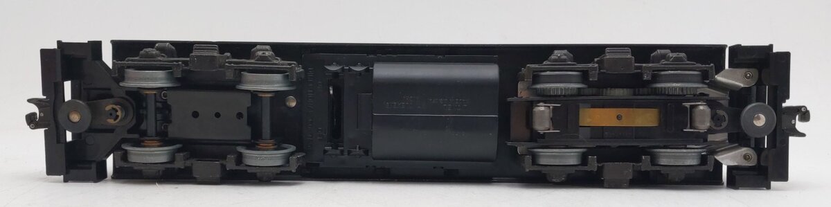 Lionel 6-8357 O Pennsylvania GP9 Diesel Locomotive #8357 EX/Box