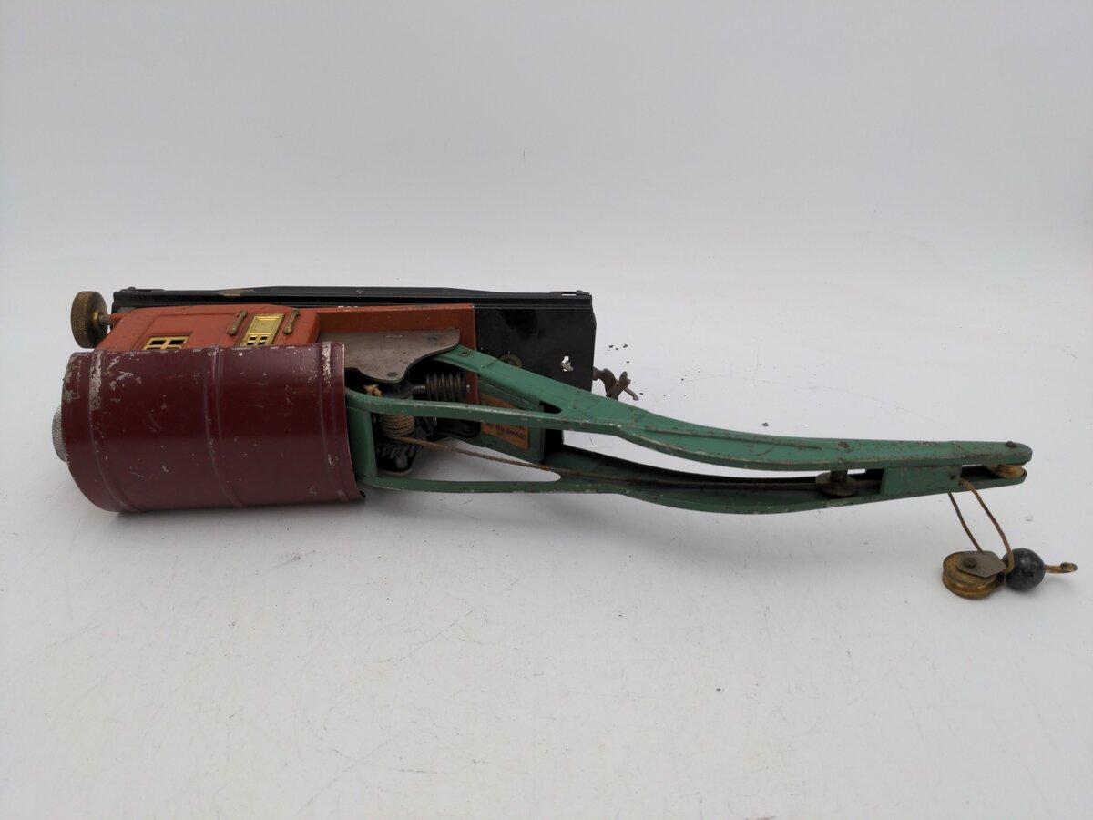 Lionel 810 Vintage O Operating Tinplate Crane VG