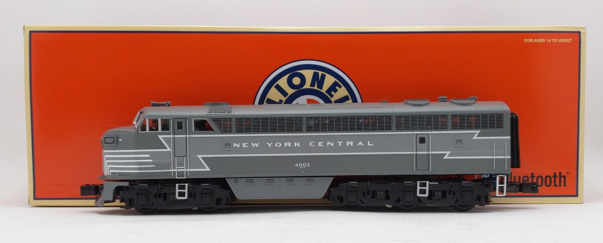 Lionel 2233302 O BTO New York Central Legacy C-Liner Diesel Locomotive #4502