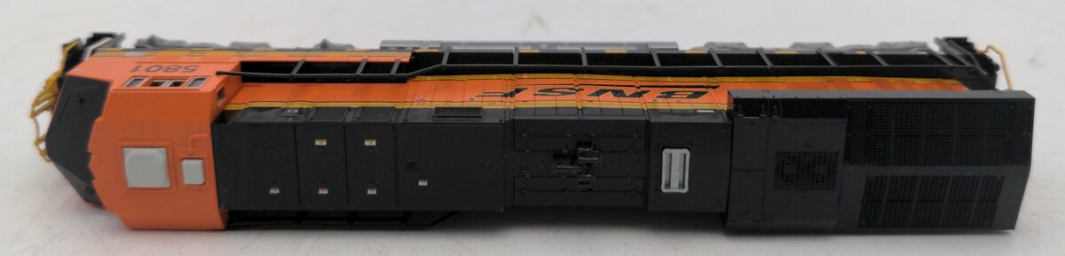 Kato 176-8952-S N BNSF GE ES44AC Diesel Locomotive with ESU LokSound #5801