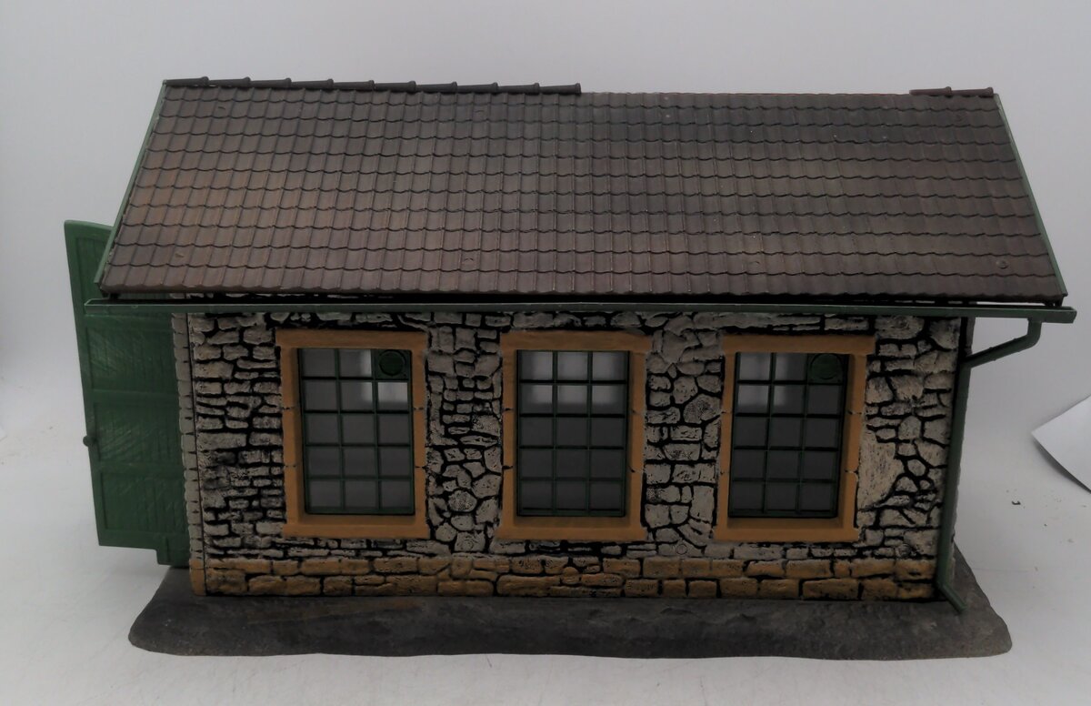 Pola 910 Engine Shed Kit EX