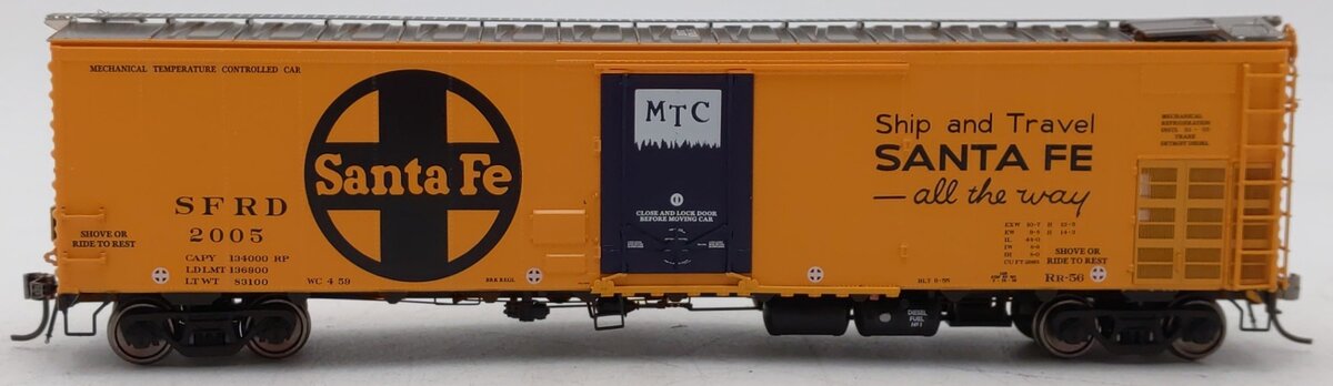 Rapido Trains 156006A HO SF (SF All The Way Slogan) RR-56 Mechanical Reefer Car