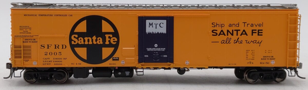 Rapido Trains 156006A HO SF (SF All The Way Slogan) RR-56 Mechanical Reefer Car