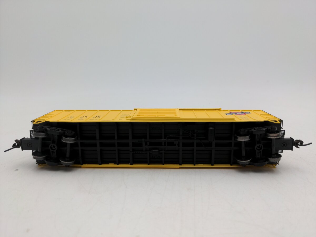 Atlas 20001990 HO Scale Chicago & North Western Box Car #155193