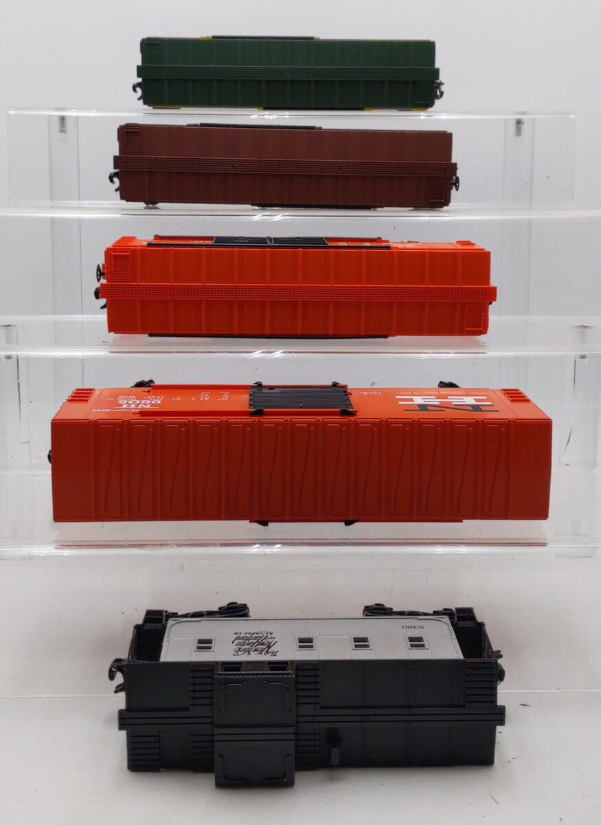 Assorted Lionel O NH, CV, & RUT Freight Cars: 9380, 9605, 9710, 9719, & 9737 [5] EX