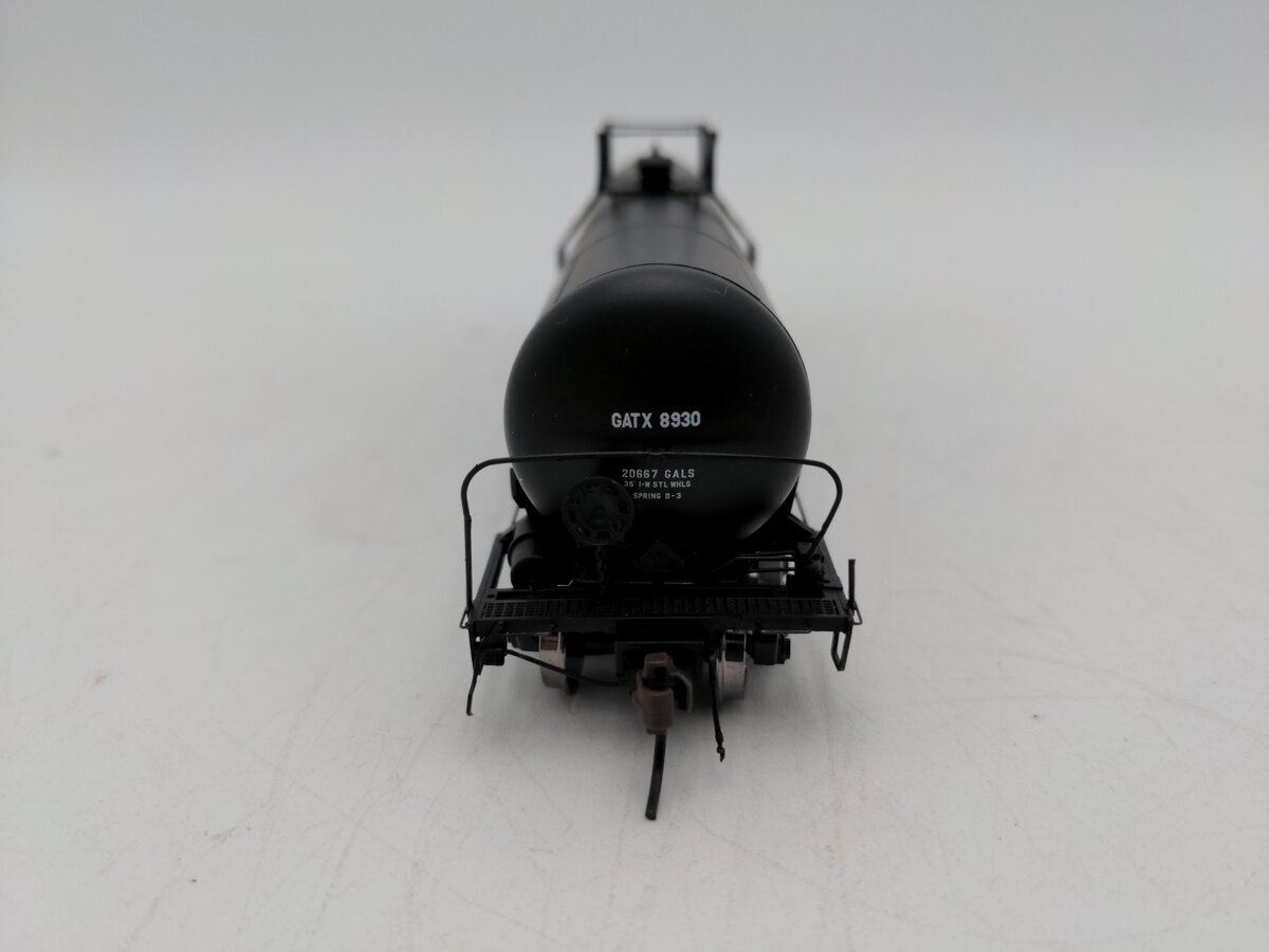 Atlas 20000263 HO Scale GATX Armour 20,700 Gallon Tankcar #8930