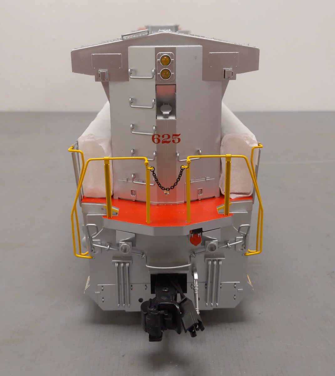 Bachmann 90910 G Santa Fe GE Dash 9 Diesel Locomotive #625