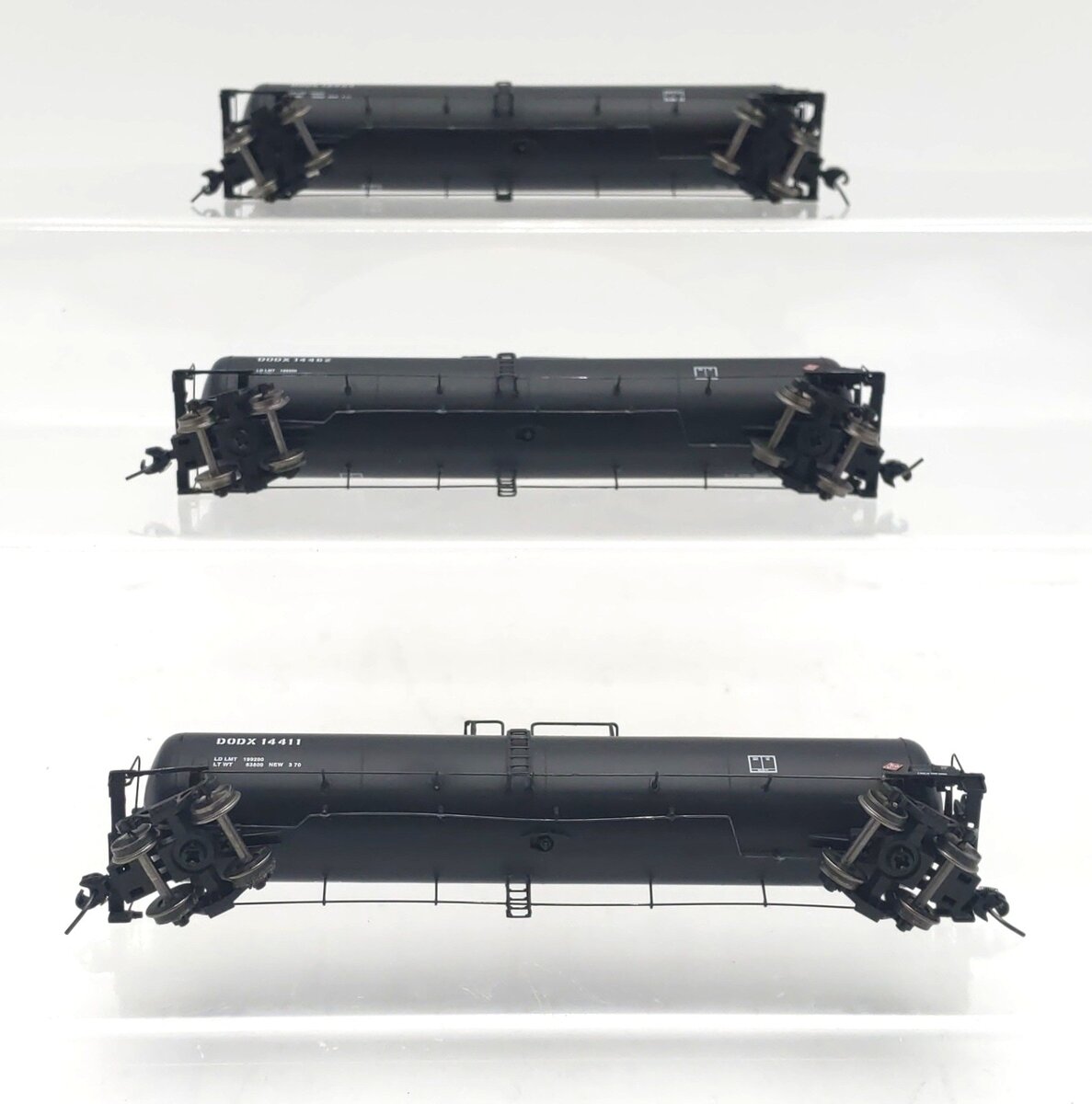 Athearn 24399 N DODX 30,000-Gallon Ethanol Tank Cars #2 (3) LN/Box