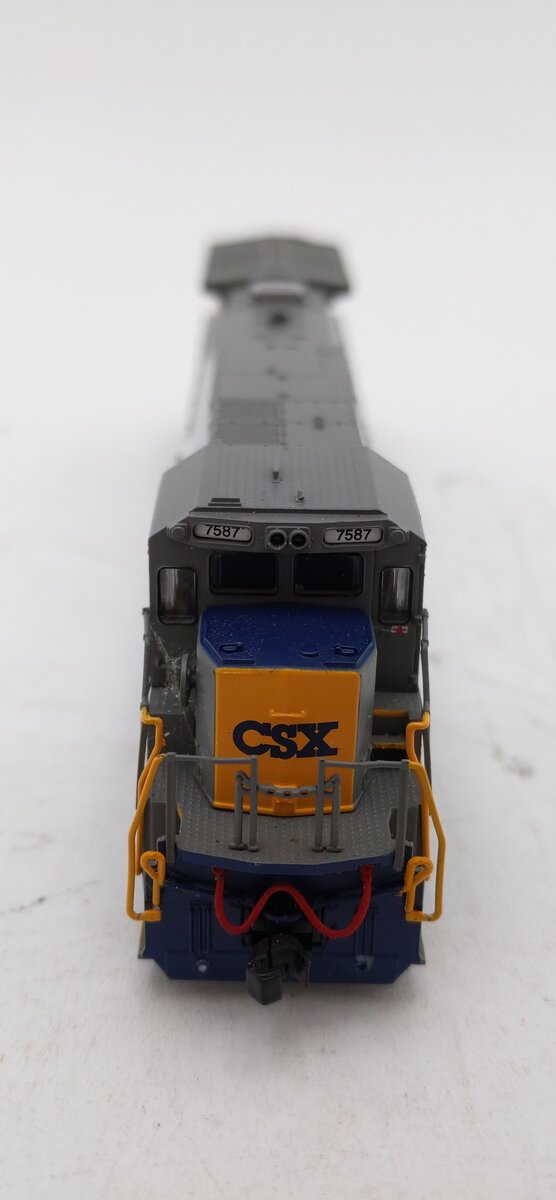 Atlas 40002703 N CSX (YG) DASH 8-40C Locomotive #7587 w/DCC VG/Box