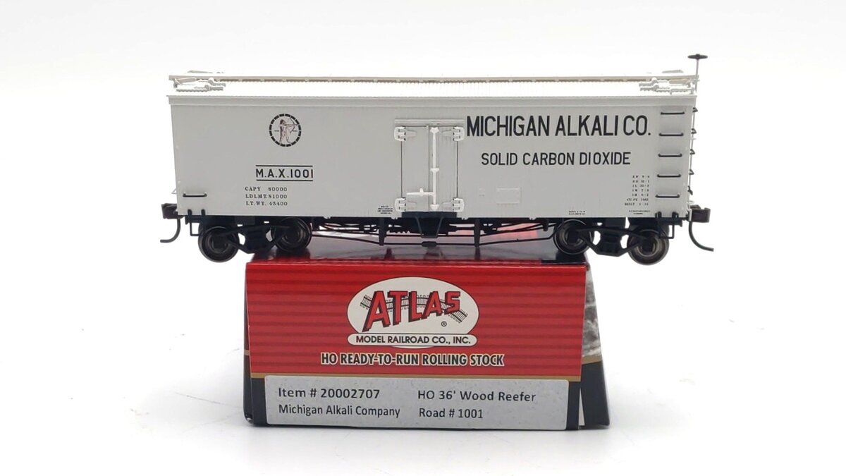 Atlas 20002707 HO Michigan Alkali Company 36' Wood Reefer #1001