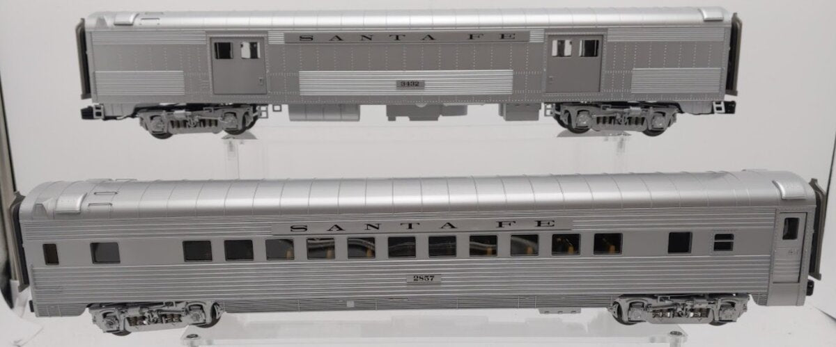 MTH 20-69105 O Gauge Santa Fe 70' Streamlined Baggage/Coach Passenger Set EX/Box