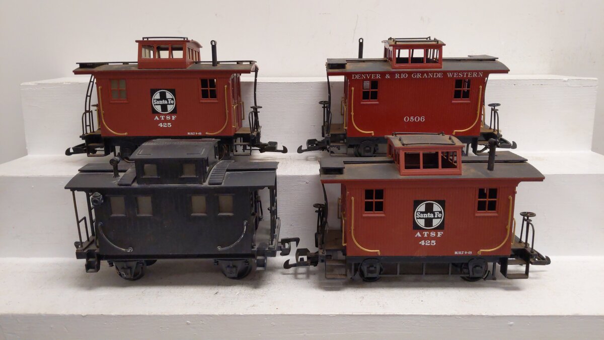Bachmann & Scientific G Scale Assorted Toys Caboose Cars [4] VG