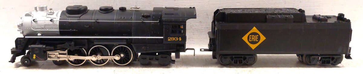Lionel 6-38069 O Erie 4-6-4 Steam Locomotive & Tender #2934 LN/Box