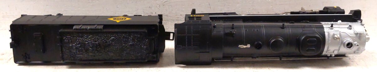 Lionel 6-38069 O Erie 4-6-4 Steam Locomotive & Tender #2934 LN/Box
