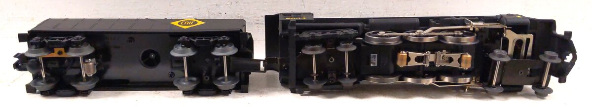 Lionel 6-38069 O Erie 4-6-4 Steam Locomotive & Tender #2934 LN/Box