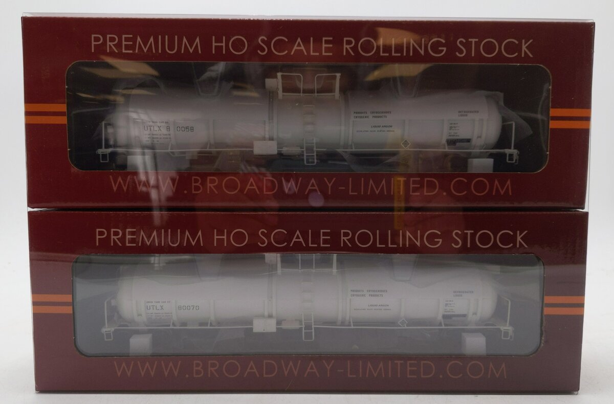 Broadway Limited 8037 HO UTLX Cryogenic Tank Car (Pack of 2)