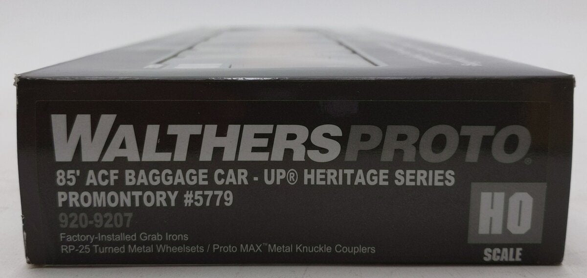Walthers 920-9207 HO Union Pacific Promontory Standard 85' ACF Baggage Car #5779