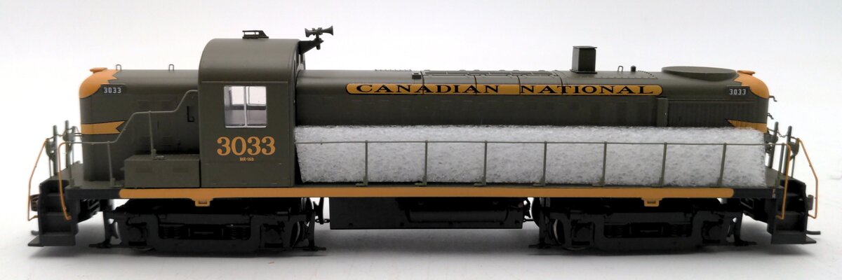 Athearn 96775 HO Scale Canadian National RS3 Diesel Locomotive #3033