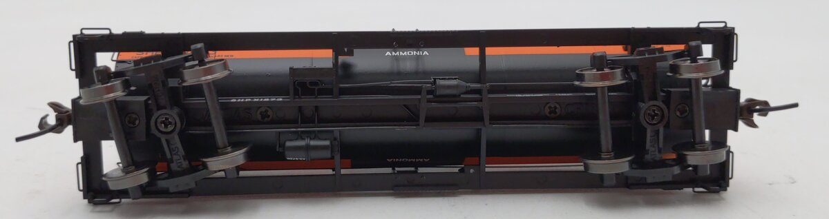 Atlas 20002641 HO Scale Hooker NYA HO 11K Gal Tank Car #1273