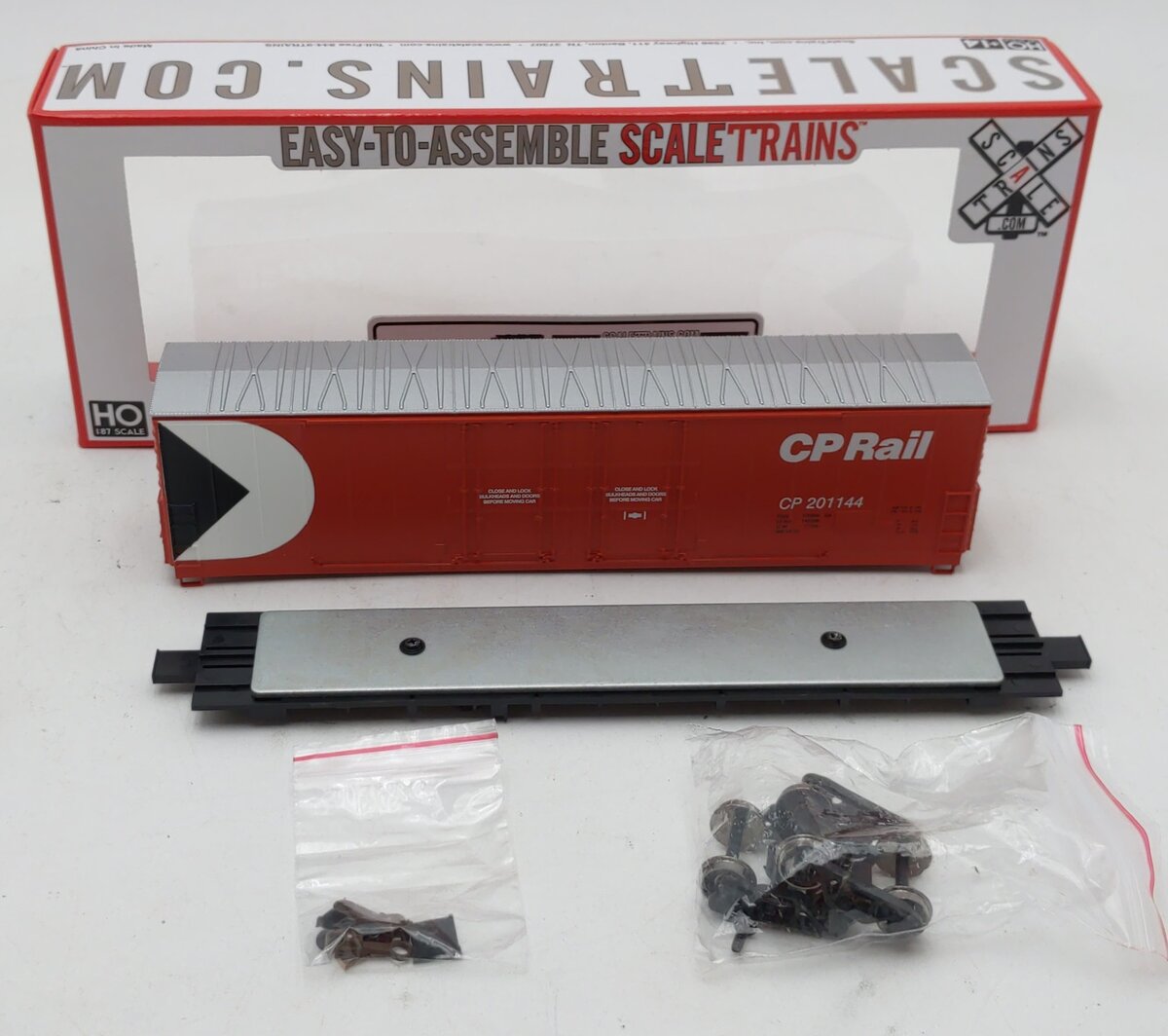 Scale Trains 1034 HO Canadian Pacific Evans 5100 8' Double-Plug-Door